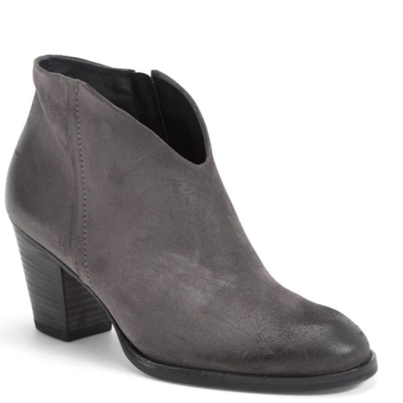 Paul Green Shoes - Paul Green Delgado Ankle Boot Size 8